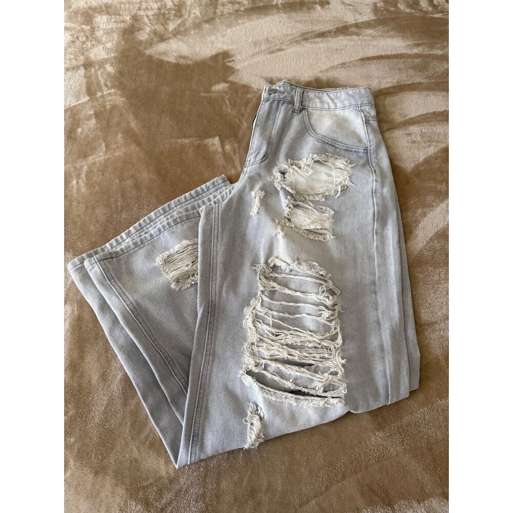Fashion Nova Light Wash Distressed Denim Jeans Size Large Streetwear Fit